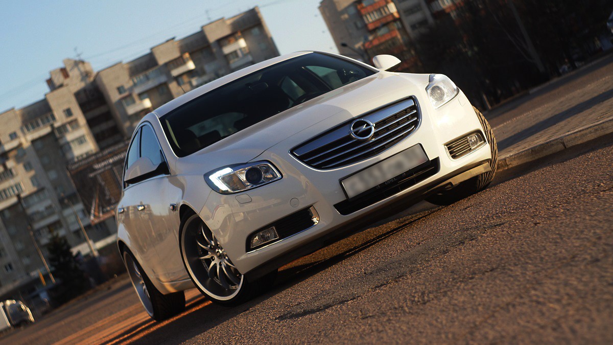 Hatchback 20x9.5