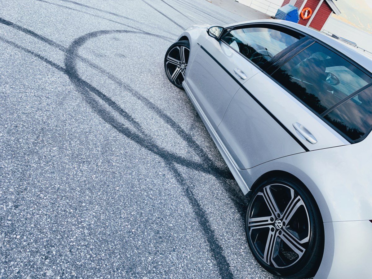 Volkswagen Golf R