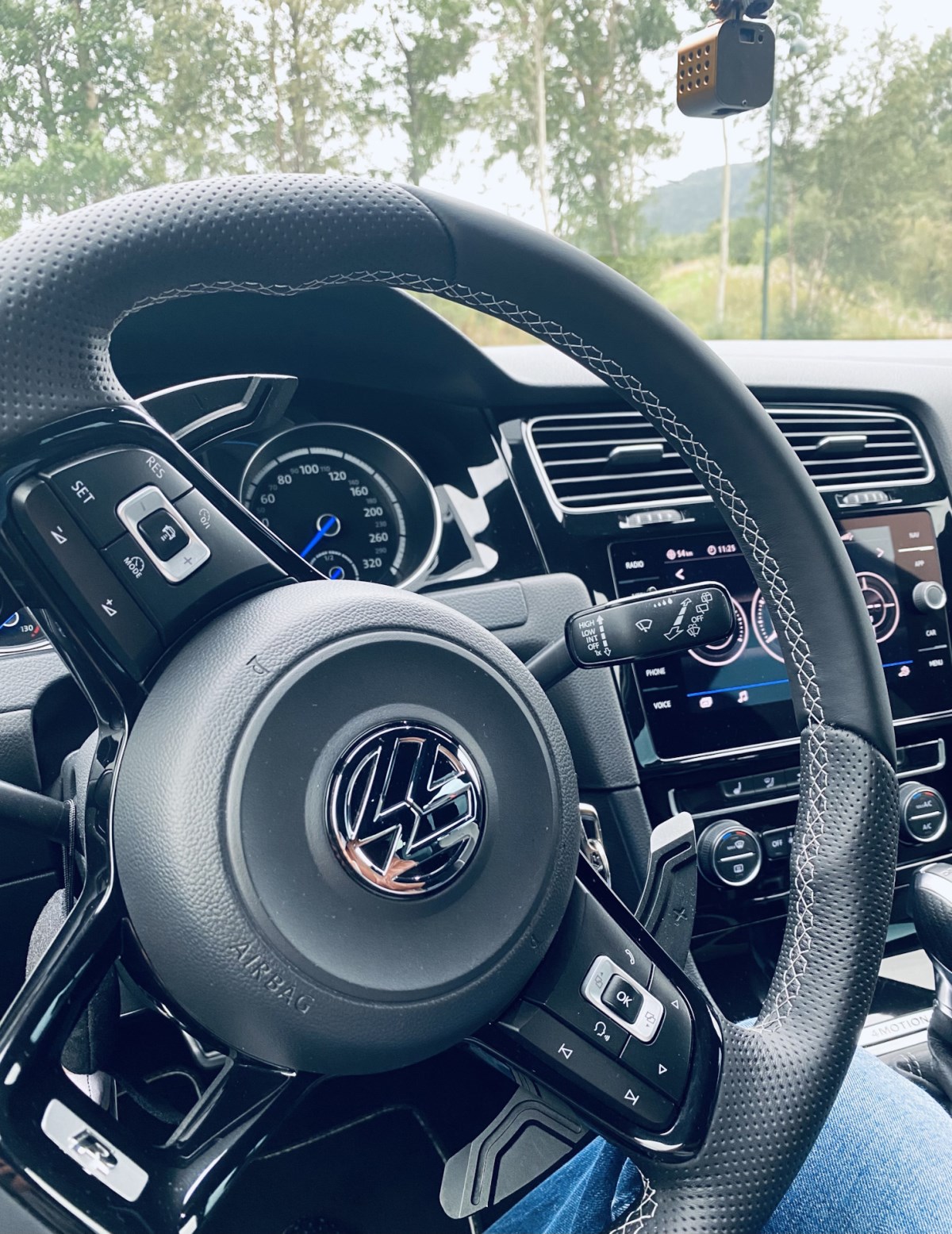 Volkswagen Golf R