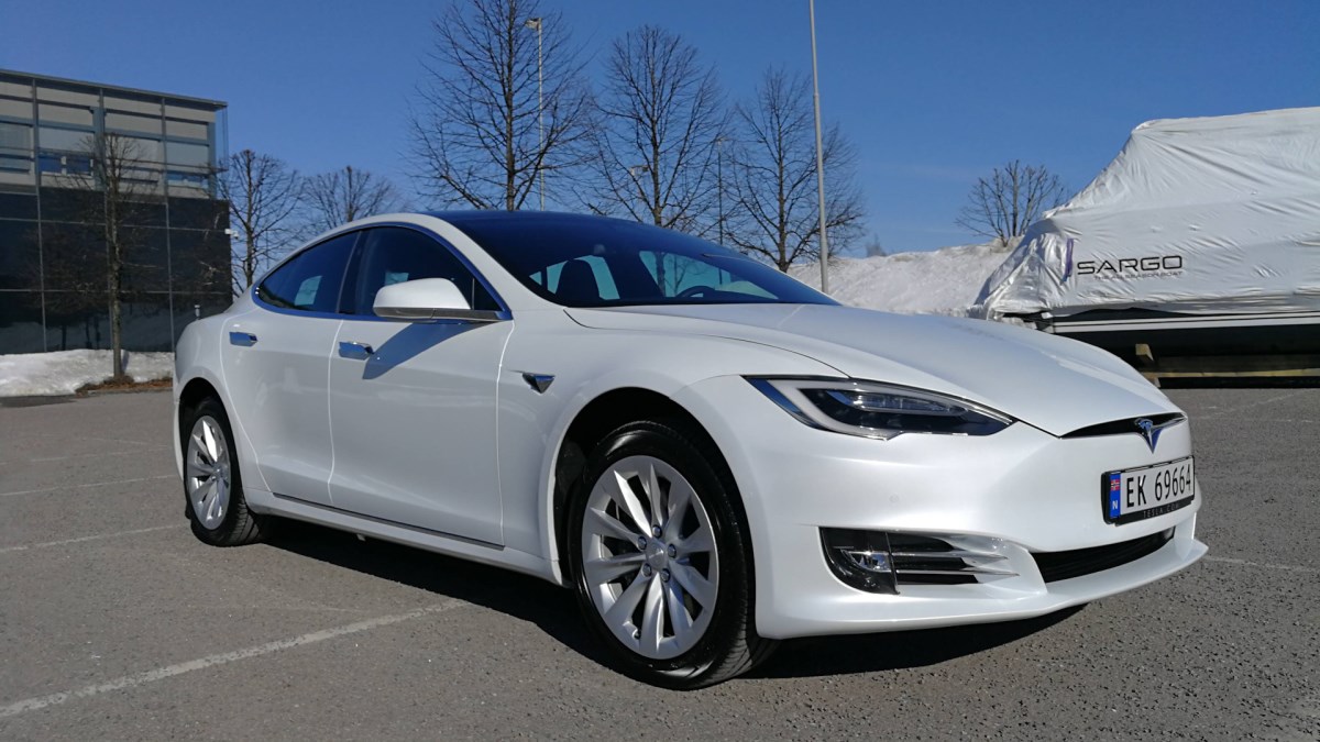 Tesla Model S 75D